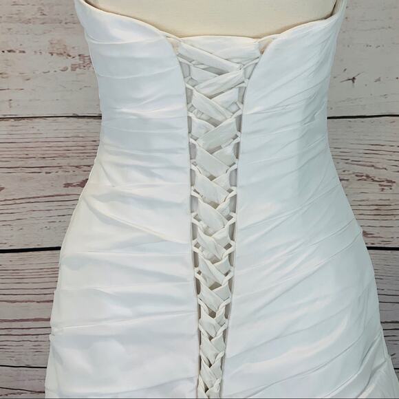 Maggie Sottero Couture Size 10 Strapless Mermaid Dress - Picture 7 of 9